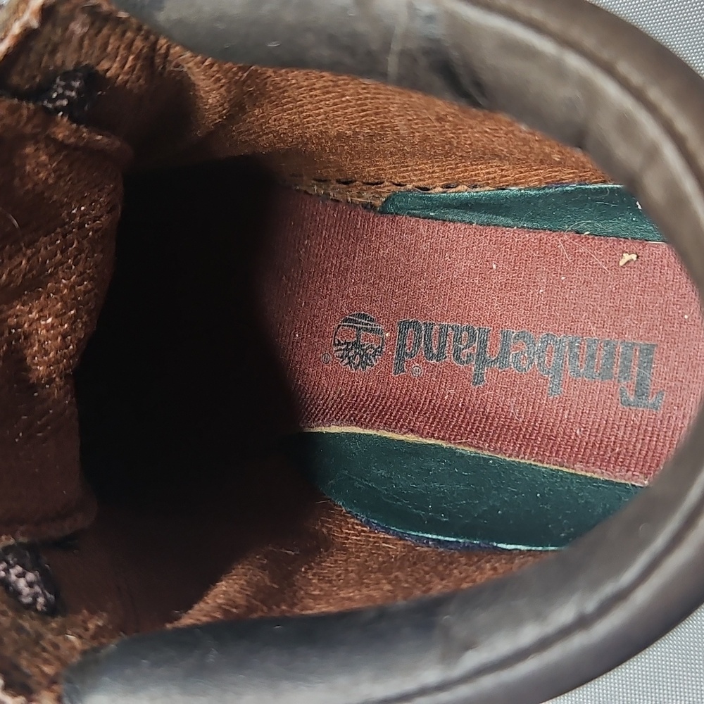 Timberland Brown Leather Boots with Rugged Design - Picture 5 of 5